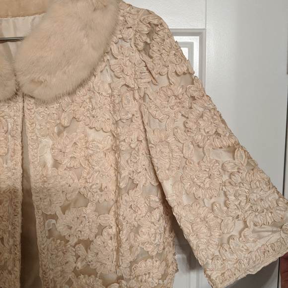Vintage Jacket with Fur Collar - Picture 2 of 8